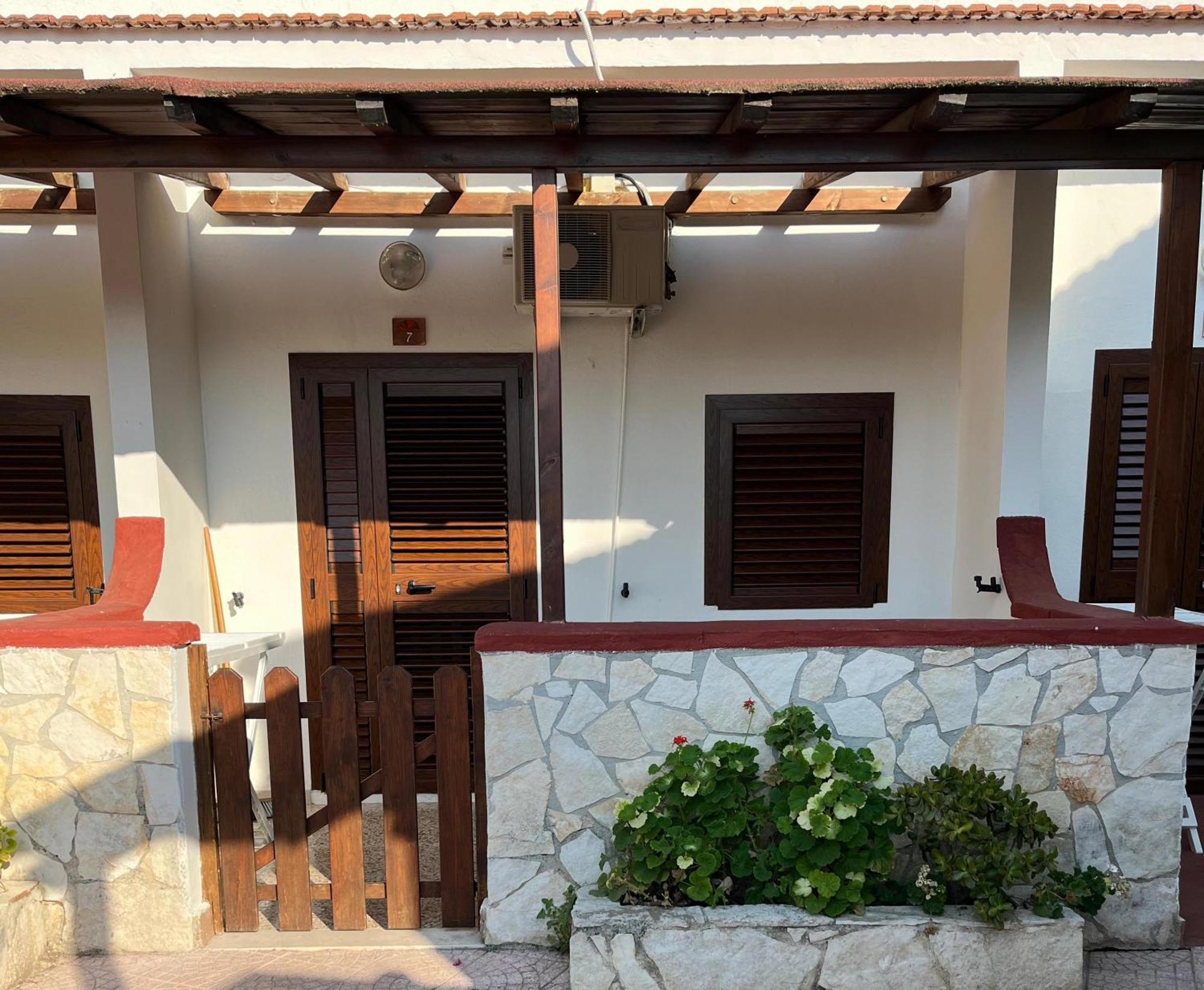 Villaggio Elisena Βιέστε Εξωτερικό φωτογραφία