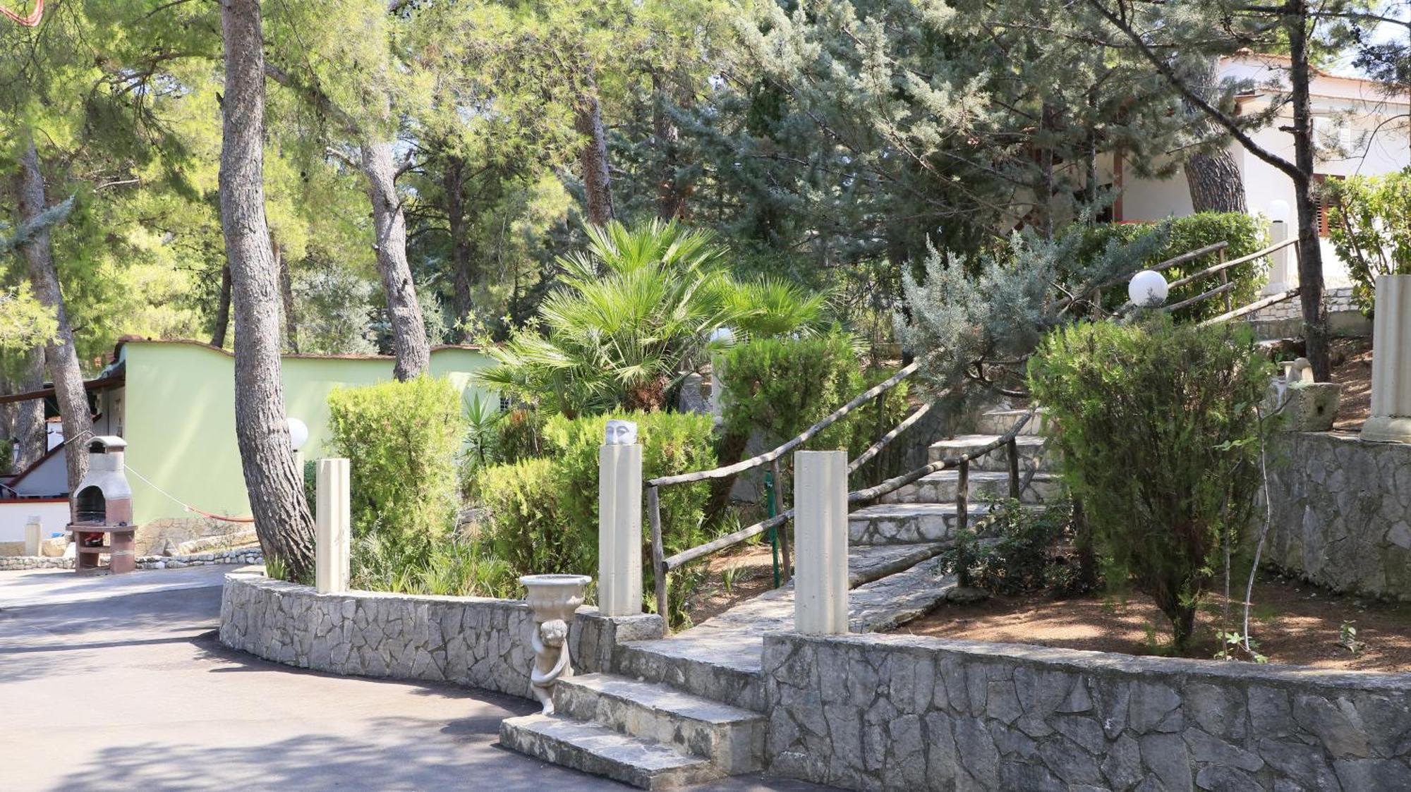 Villaggio Elisena Βιέστε Εξωτερικό φωτογραφία